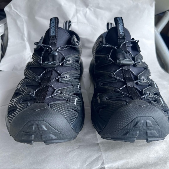 Hoka One One Hopara Black Sandals Terrain Outdoor Hiking Trails Mens 9.5 - Picture 3 of 7